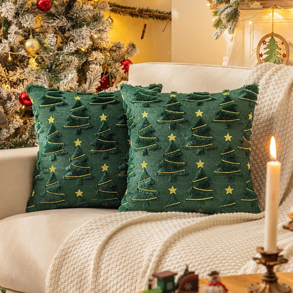 3533 Christmas Tree Decorative Green Throw Pillow Covers 24x24 Set of 2